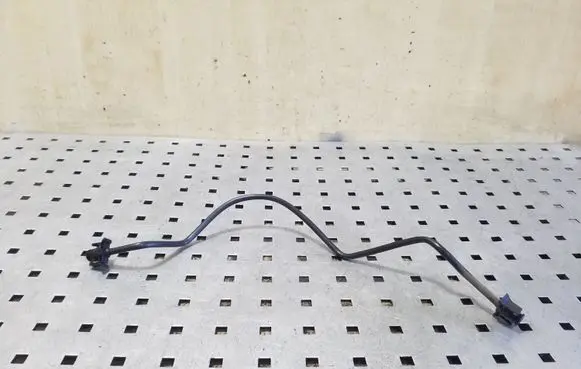 Ford Mondeo MK V Engine coolant pipe/hose DG938W005AB