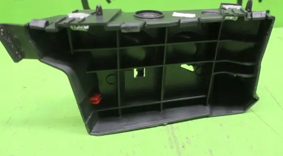 Ford Transit Courier Fender mounting bracket ET7617D958AE