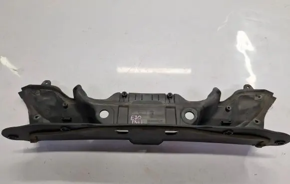 BMW X5 E70 Other engine bay part 7169422