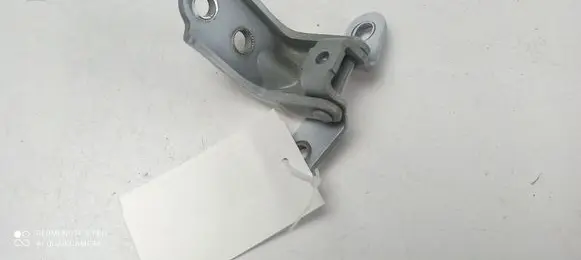 Hyundai Tucson TL Front door lower hinge 