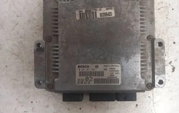 Peugeot 807 Engine control unit/module 9640938180 9649561580 0281011361