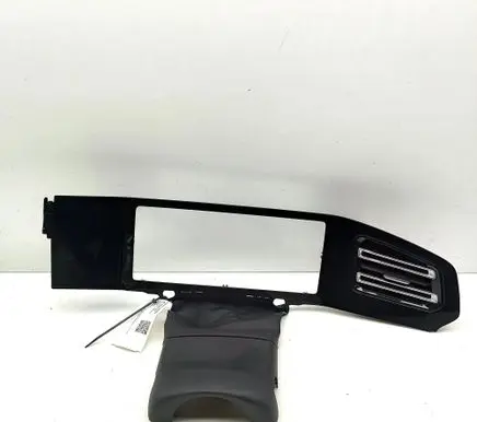 Volkswagen Tiguan Dashboard trim 572819202 572858394