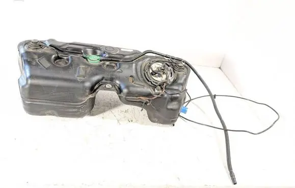 BMW X3 F25 Fuel tank 7279358