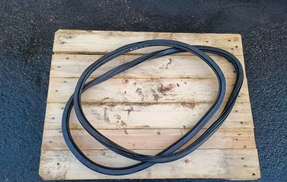 Audi A6 S6 C7 4G Front door rubber seal