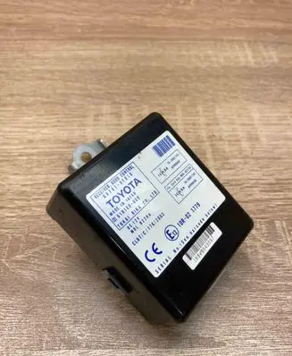 Toyota Corolla Verso AR10 Door control unit/module 897410F010 61B168000