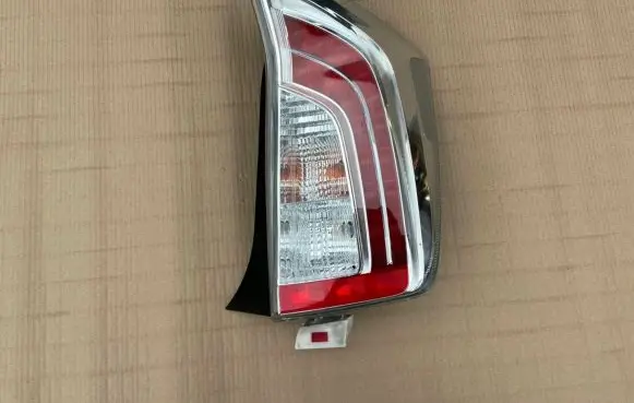 Toyota Prius (XW30) Rear/tail lights