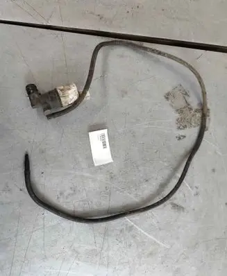 Jaguar XE Windscreen/windshield washer pump T2H8387