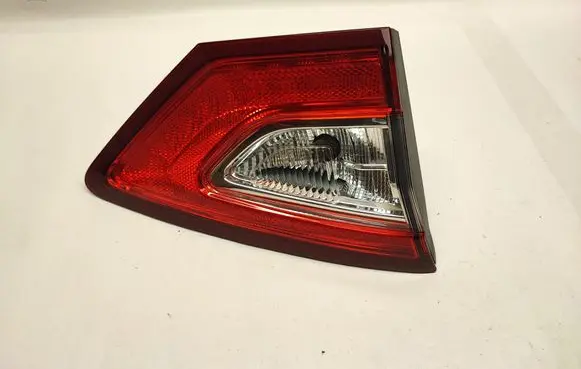 Ford Fusion Tailgate rear/tail lights DS7313A603AE