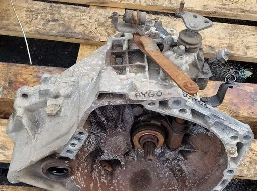 Peugeot 107 Manual 4 speed gearbox 