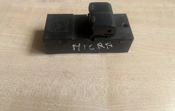 Nissan Micra Electric window control switch PPGFT20