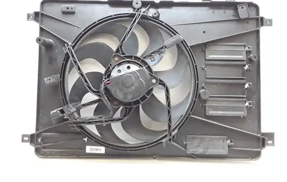 Volvo V70 Electric radiator cooling fan P31293778