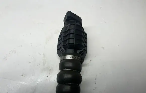 Peugeot 208 Intercooler hose/pipe 9685598580