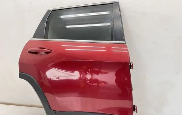 Jeep Grand Cherokee Rear door 