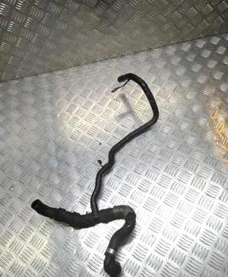 Audi A3 S3 8V Engine coolant pipe/hose 04L121065 5Q0122073AL