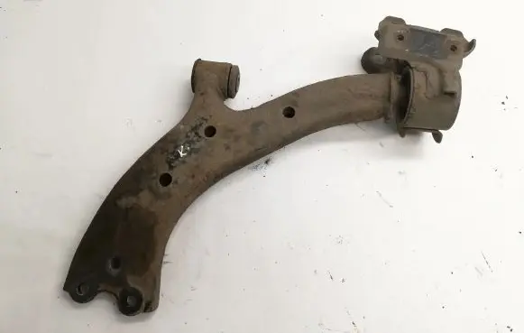 Honda CR-V Front lower control arm/wishbone
