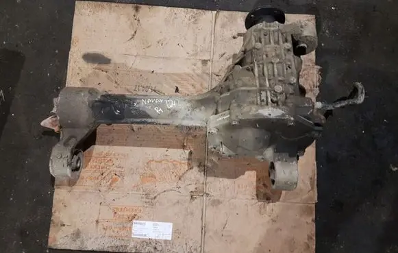 Nissan Navara Front differential 