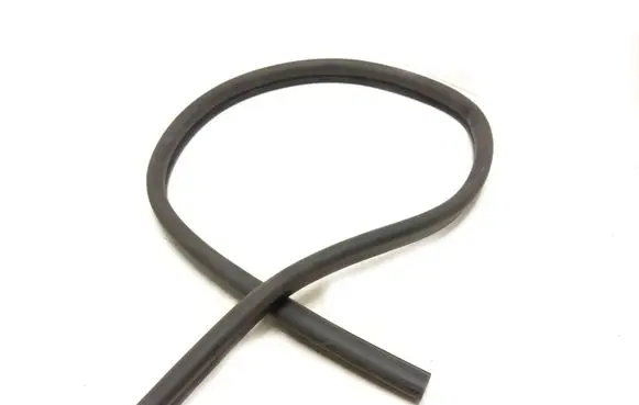 Volvo XC70 Engine compartment rubber 