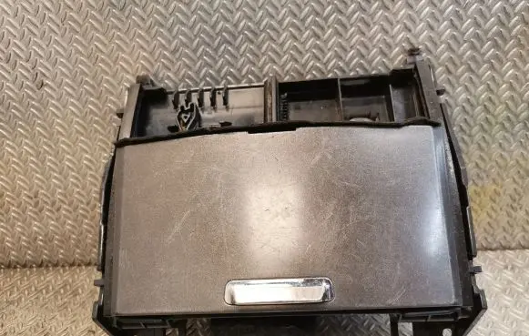 Lexus IS 220D-250-350 Car ashtray 1A421032G