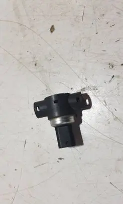 Volvo XC40 Vacuum valve 