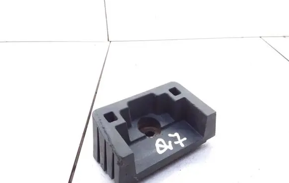 Audi Q7 4L Jacking socket point 7L8804123