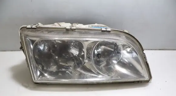 Volvo S40, V40 Headlight/headlamp
