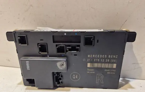 Mercedes-Benz E W211 Door control unit/module 2118701226