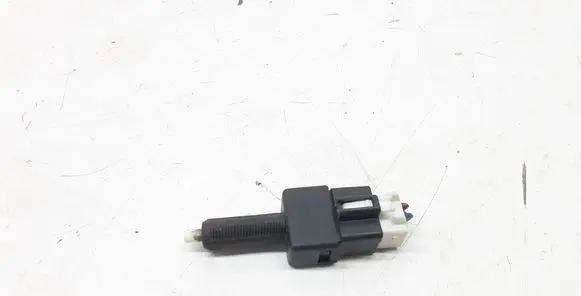 Mitsubishi Pajero Brake pedal sensor switch 2431T03