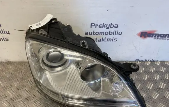 Mercedes-Benz ML W164 Headlight/headlamp