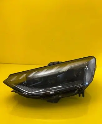 Audi A4 S4 B9 8W Headlight/headlamp 8W0941035J