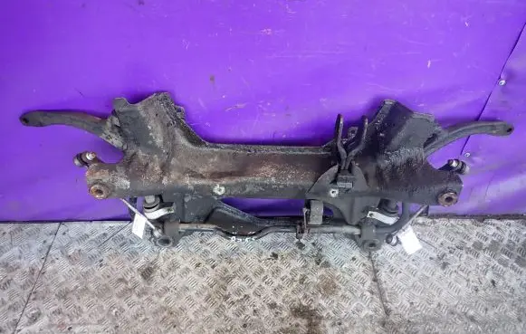 Citroen C5 Front subframe