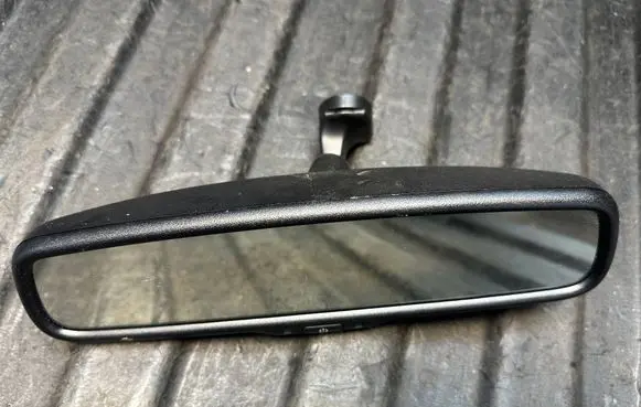 Infiniti FX Rear view mirror (interior) E11026001 026001 GNTX461