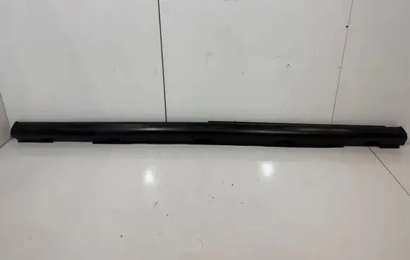 Volkswagen ID. Buzz Sill/side skirt trim 1T3853856