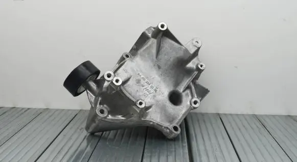 Generator/alternator bracket