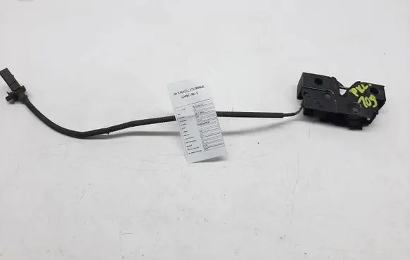 Volkswagen Scirocco Engine bonnet/hood lock/catch 1K8823509D