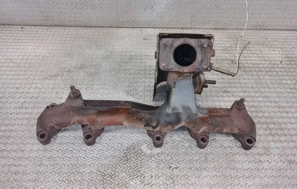 Volkswagen Crafter Exhaust manifold 076253033