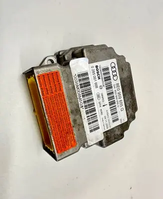 Audi A4 S4 B7 8E 8H Airbag control unit/module 8E0959655G 0285001668