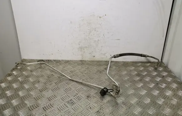 Jeep Grand Cherokee Air conditioning (A/C) pipe/hose 68161181AB