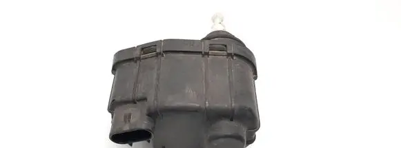 Opel Omega B1 Headlight level adjustment motor 90457812