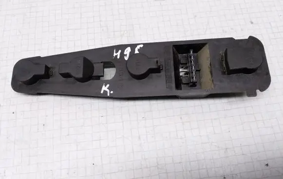 Tail light part
