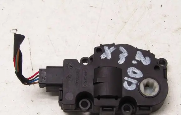 BMW X3 F25 A/C air flow flap actuator/motor 