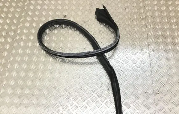 Mercedes-Benz E W238 Front door rubber seal A2386706700