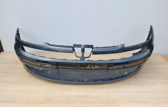 Peugeot 807 Front bumper 1484198077