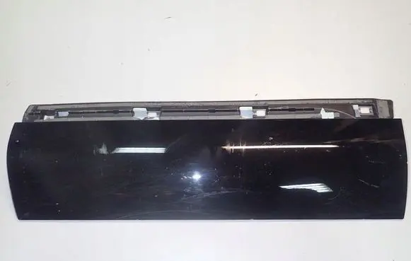 Volkswagen Touareg II Rear door trim (molding) 7P6854949H