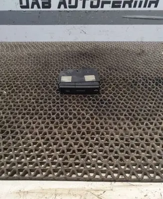 Toyota Avensis T250 Windscreen/window heater switch 8479005130C MS164100070 06W16E