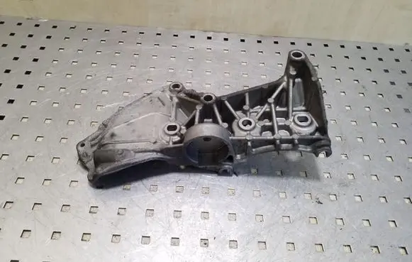 Renault Kadjar Other engine bay part 8200669495
