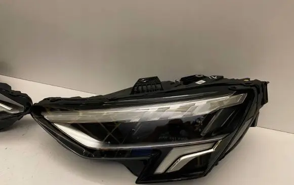 Audi A3 8Y Headlight/headlamp 8Y0941033 90193987