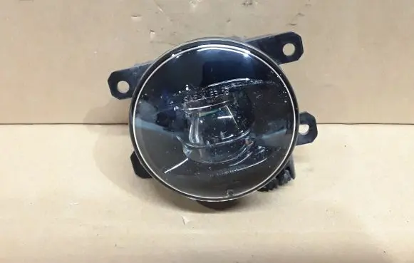 Peugeot 508 Front fog light 9807432580 89209633