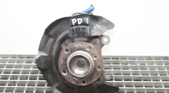 Mini Cooper Countryman R60 Front wheel hub