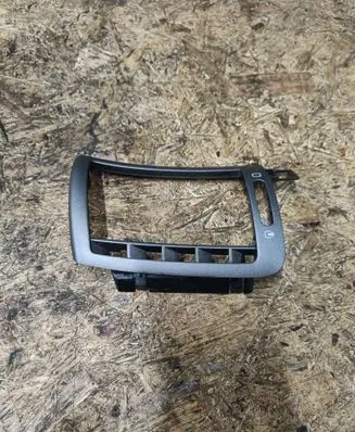 Dashboard side air vent grill/cover trim