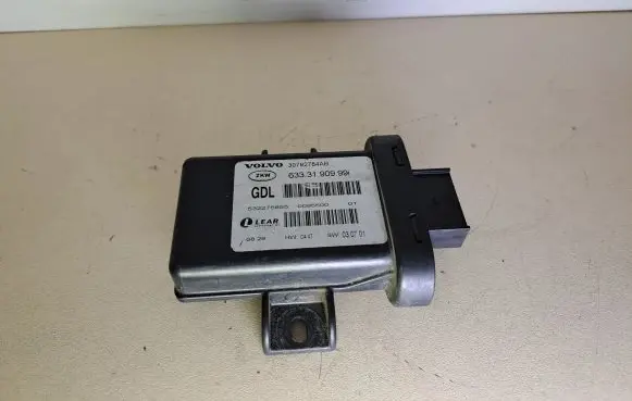 Volvo V70 Light module LCM 30782784AB 6333190999 532275855